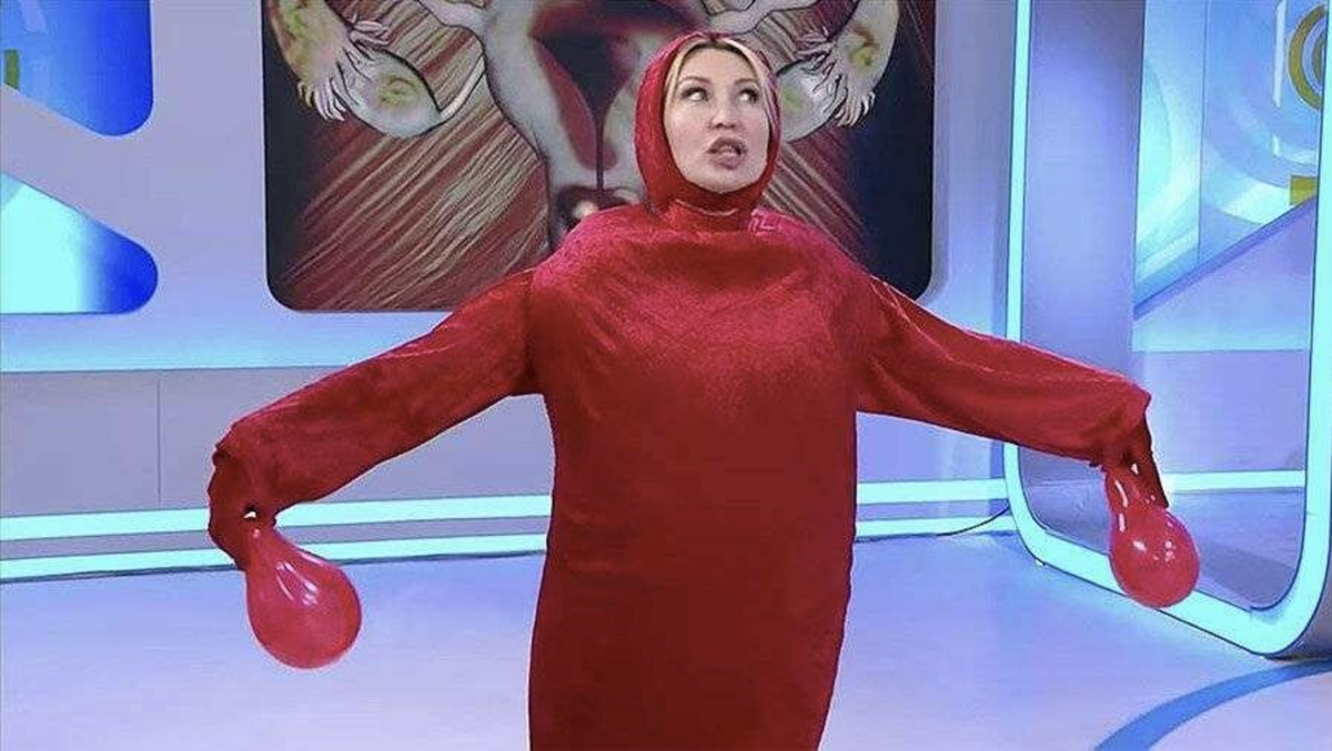 поролоновый костюм стоимостью внедорожника