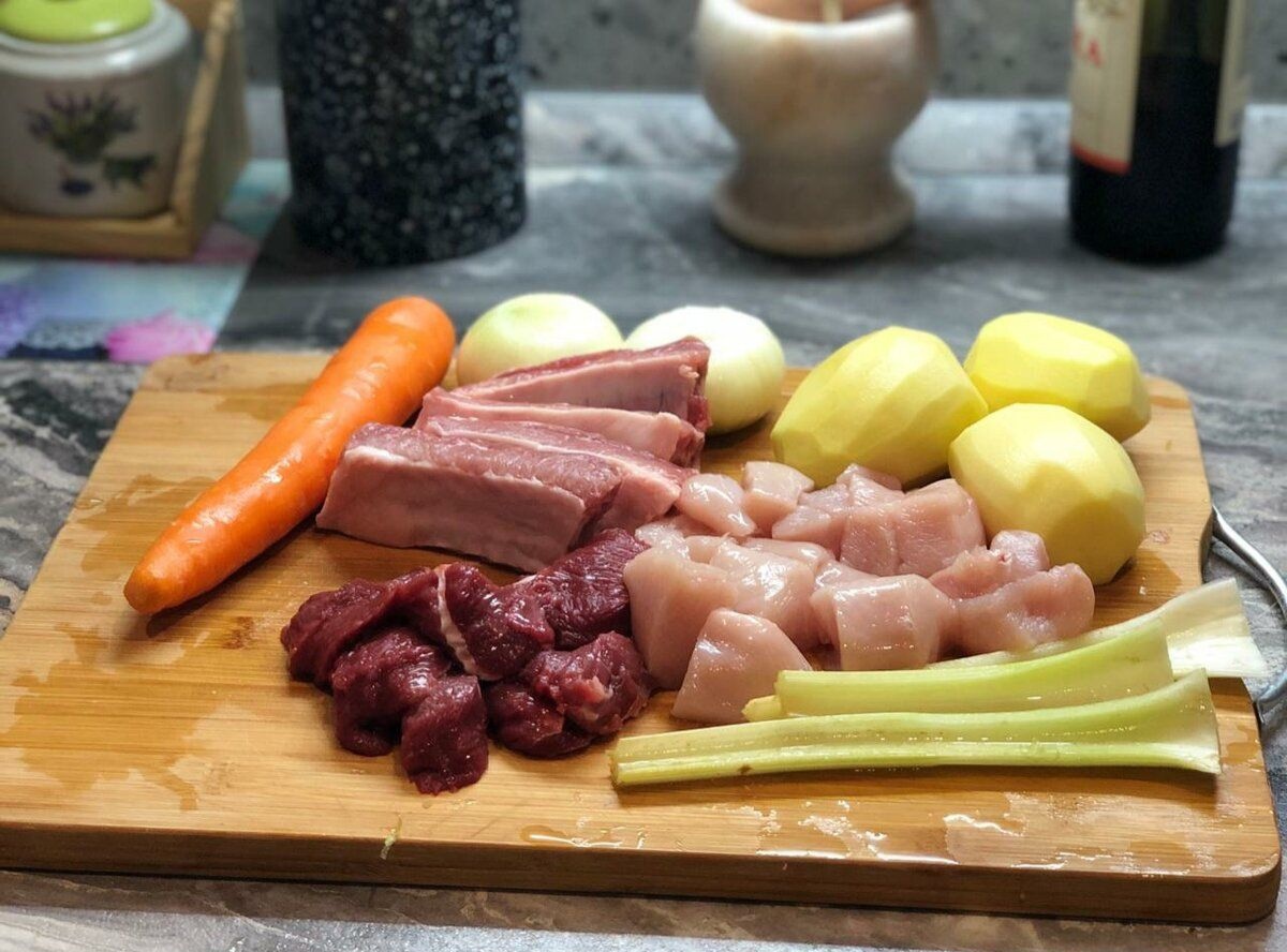 С ребрышками ещё вкуснее)))