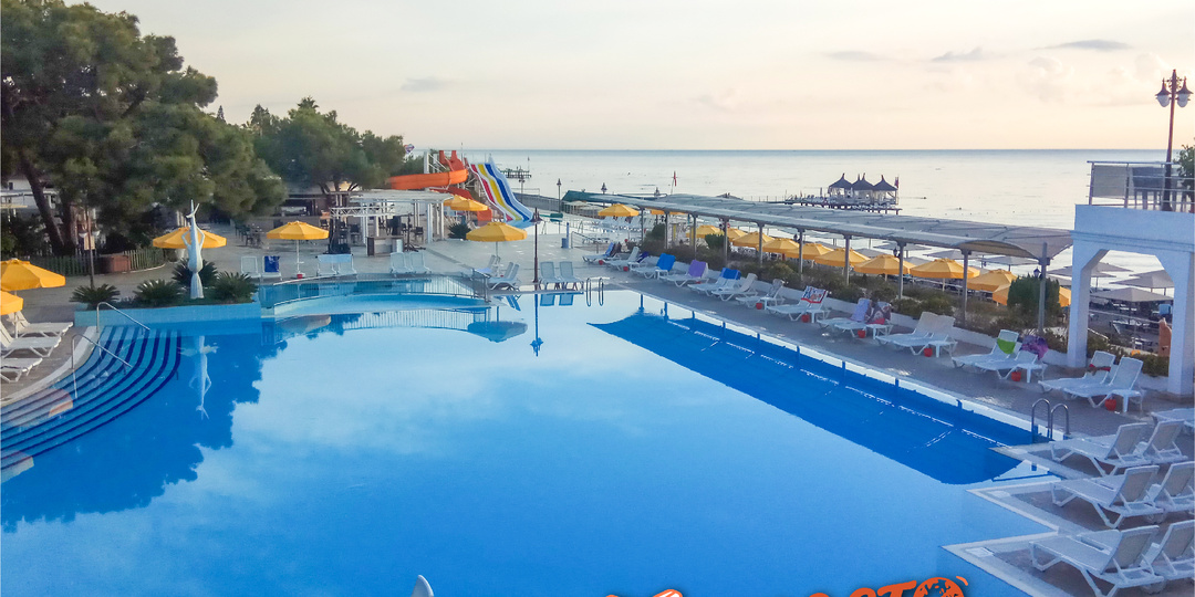 Отель контрастов: до сих пор не знаю, советовать его или нет