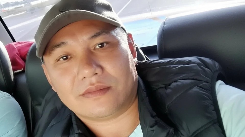 «Не могу дышать – плохо»: последние слова отца четверых детей, умершего в очереди за «скорой» помощью»