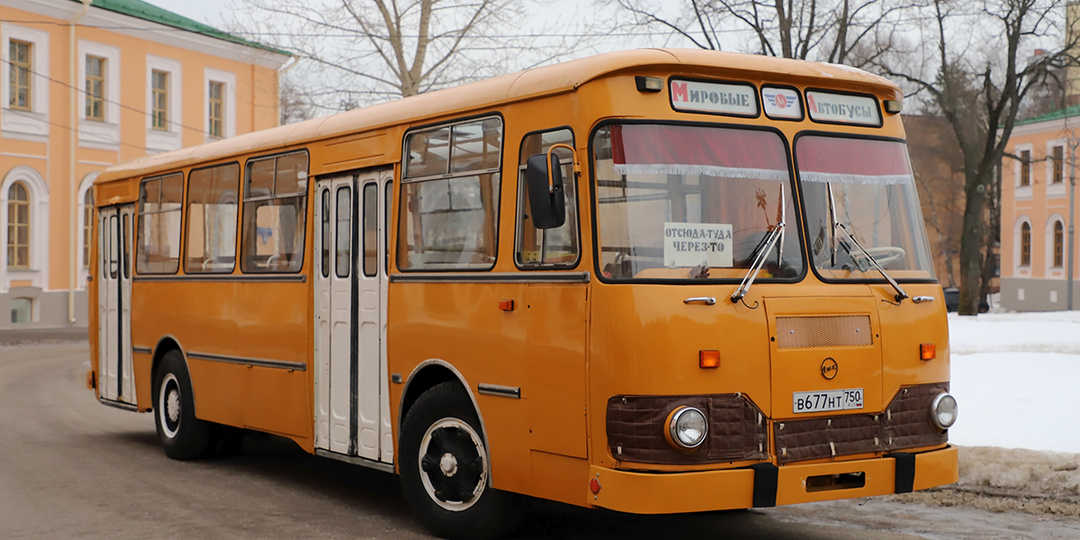 Легендарный «Луноход»: история автобуса ЛиАЗ-677М, который возил целую страну