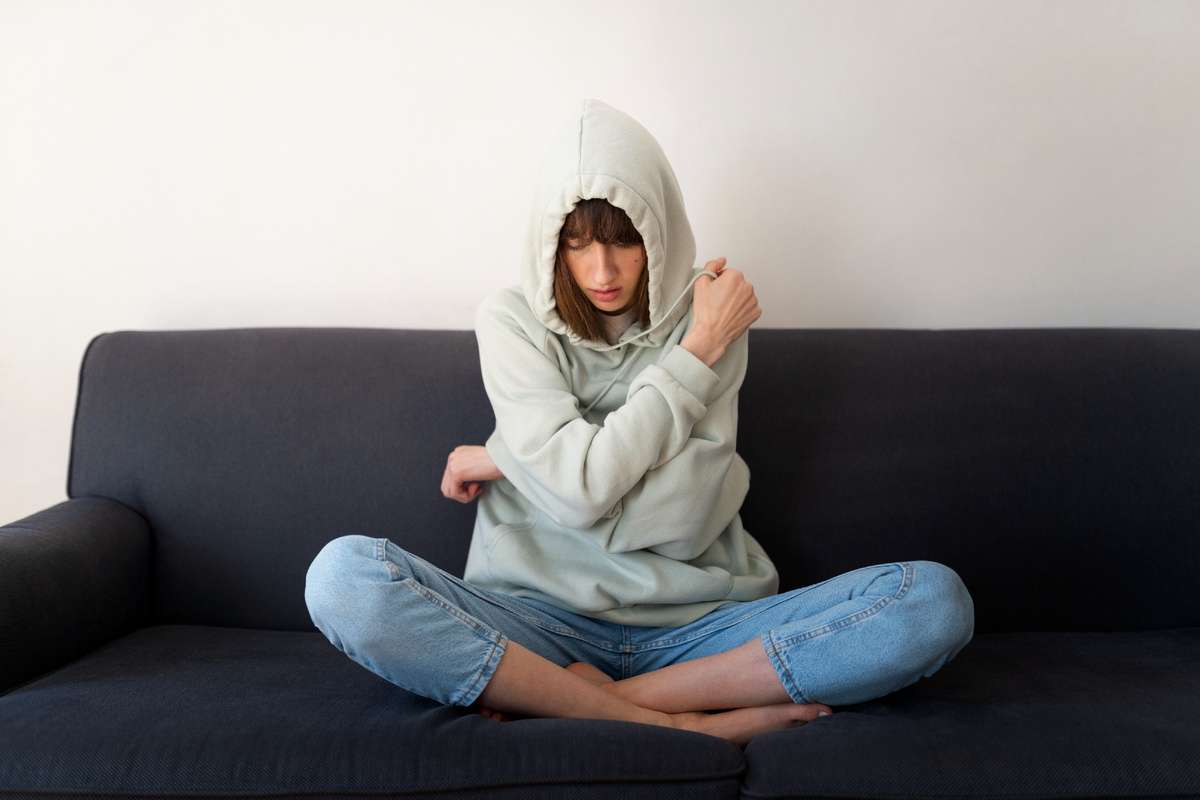 Больные замыкаются в себе и выбирают тактику избегания (Источник изображения: freepik.com)