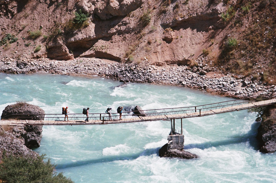 Мост через реку Пскем. Западный Тянь-Шань. Поход к озеру Бадак.