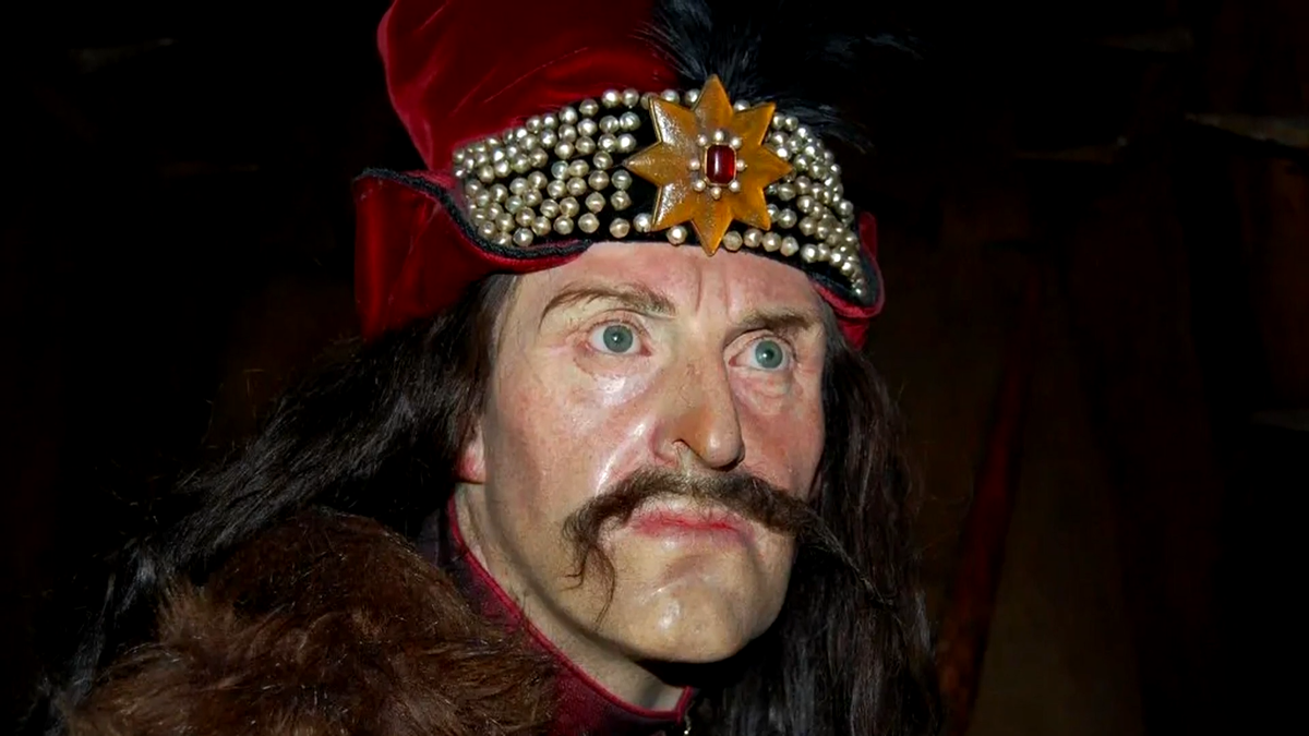 Реальный прототип графа Дракулы: Влад Цепеш, чья жестокость породила множество мрачных легенд, ставших вдохновением для романа Брэма Стокера.