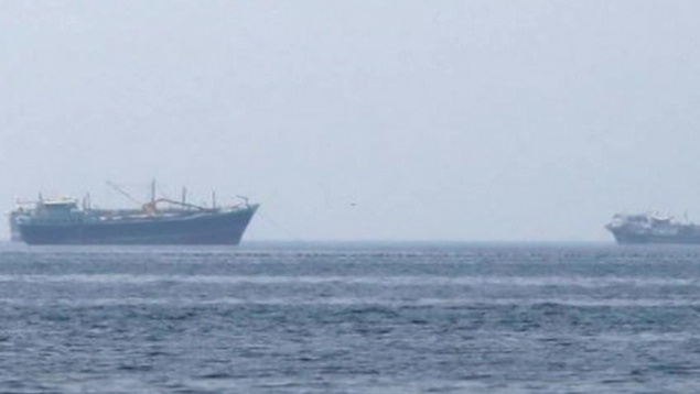   Иран конфисковал танкер в отместку за "кражу нефти" американцами