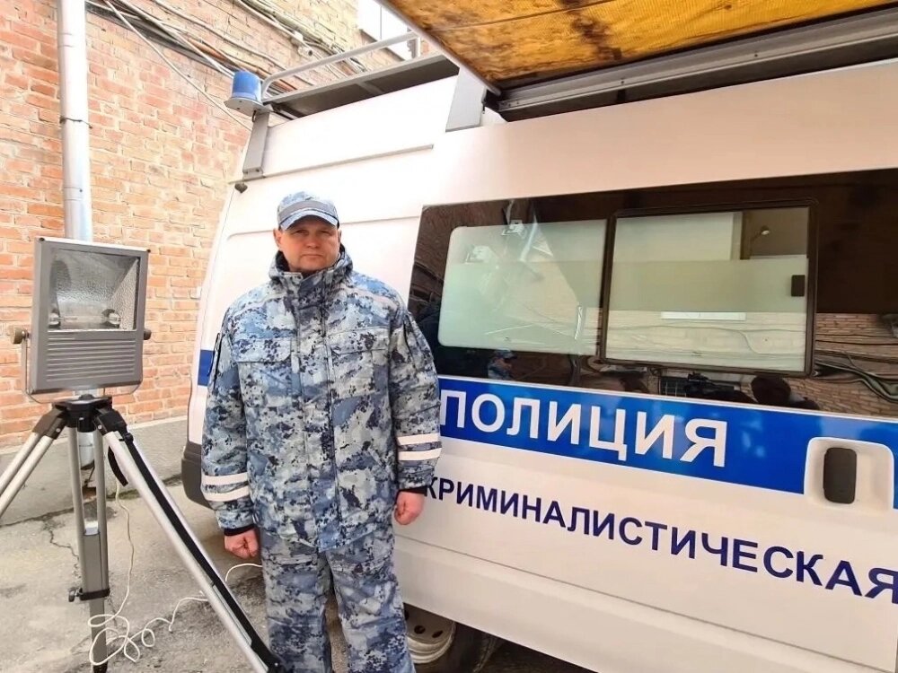    Подполковник Владимир Захаров в криминалистике более 30 лет. Фото: Rostov.aif.ru/ Елена Шашкова