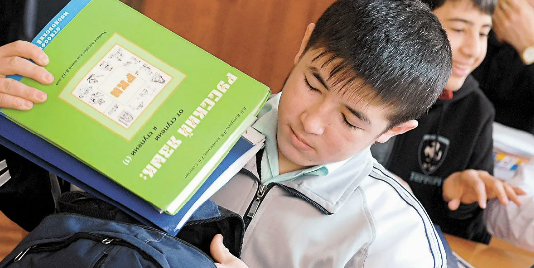 Директор калининградской школы: «Учите узбекский язык, чтобы ваши дети не отставали в учёбе»