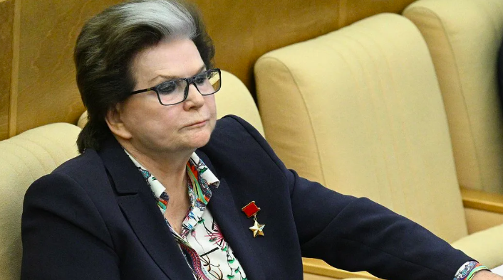 Заявление Терешковой о пенсиях раскололо общество: космонавт против критиков