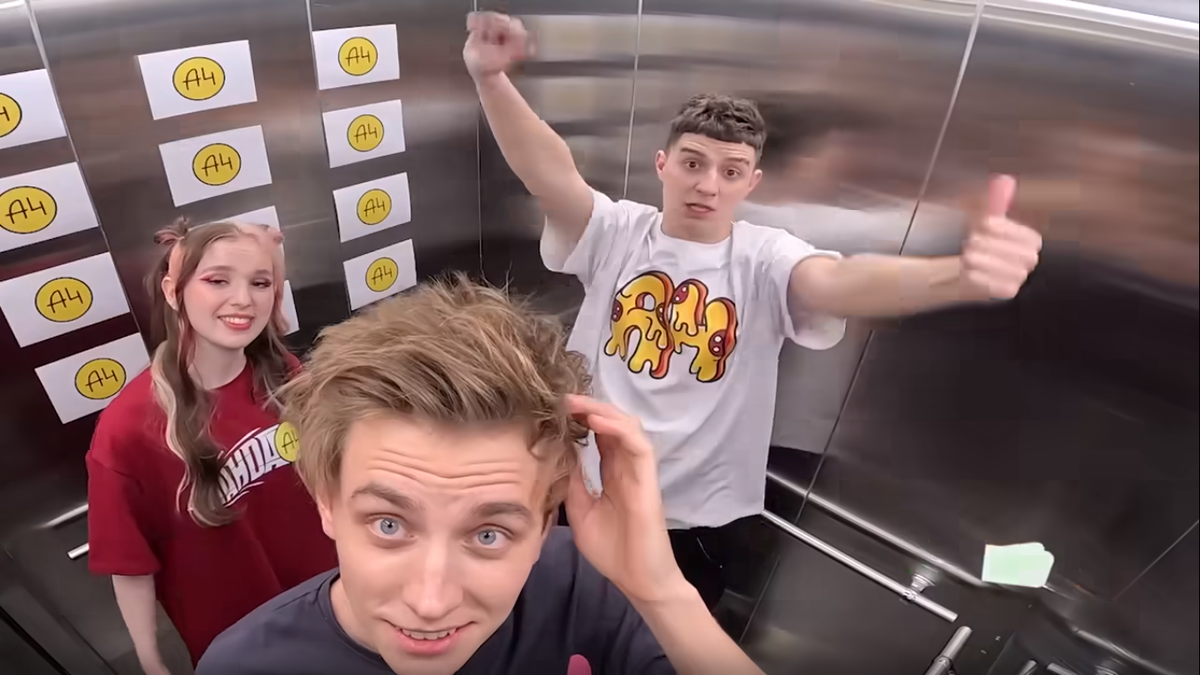 Росия: смешные анекдоты про лифт. Фото из свободных источников