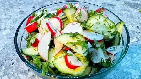 салат весенний