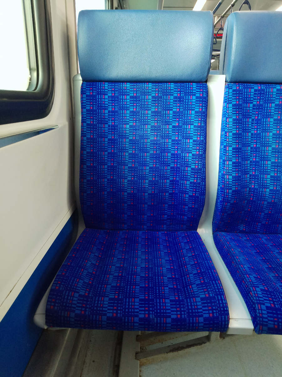 Фото автора. Электричкой решила поехать. 