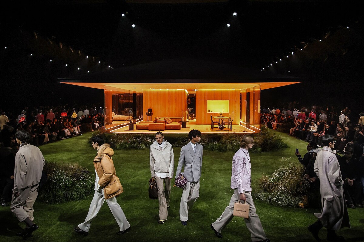  Показ Louis Vuitton на Неделе мужской моды в Париже. © Thomas Padilla, AP / TASS