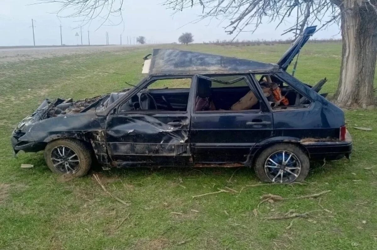    На Ставрополье машина с 2-летним ребёнком вылетела с трассы и перевернулась