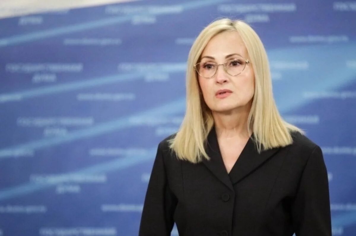    Ирина Яровая поздравила камчатских подводников с 120-летием флота