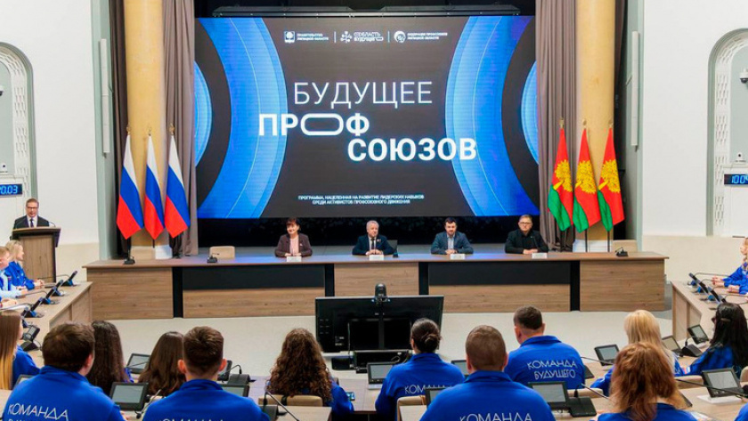    Игорь Артамонов