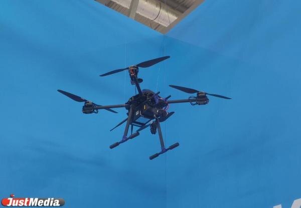 В Уфе два человека пострадали после падения двух БПЛА на строящуюся высотку