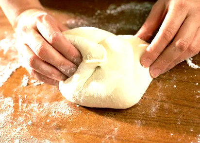 Мой ритуал: ставлю тесто на ночь, утром за 10 минут готов пышный завтрак