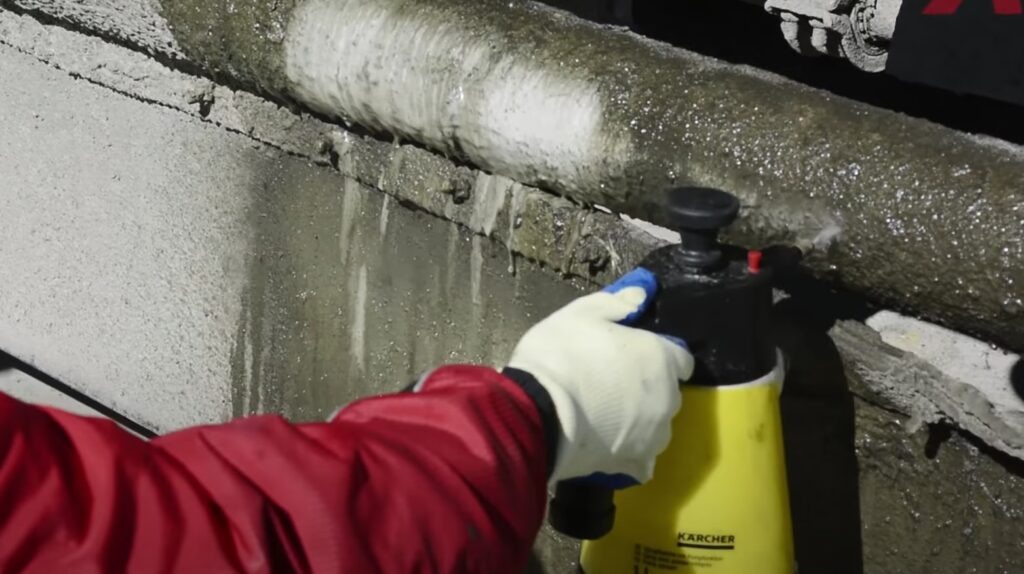    Скрытая усталость металла под слоем бетона: как спасти технику РБУ | Антибетон