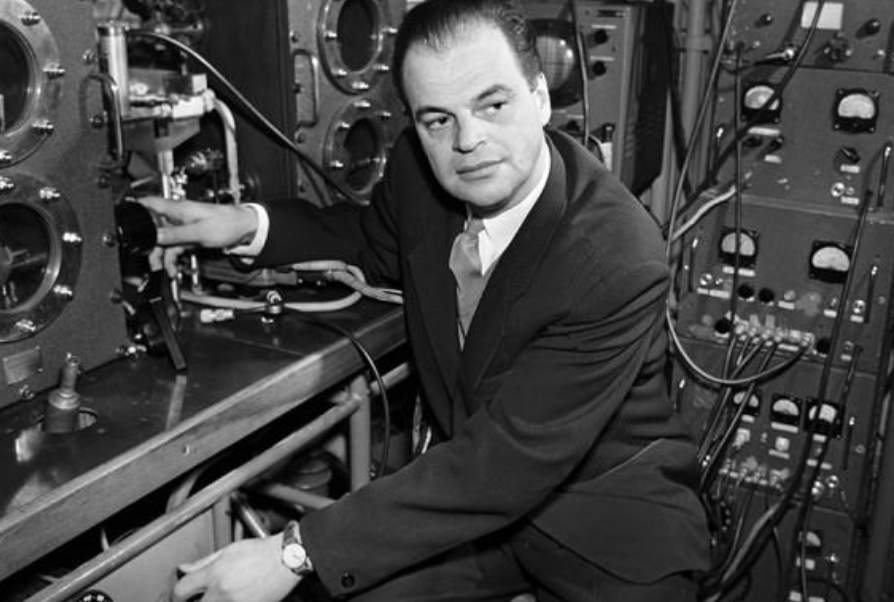 Николай Басов