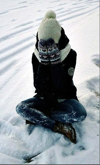 Я не использую для своих статей чужие фотографии и это не Алиса.)