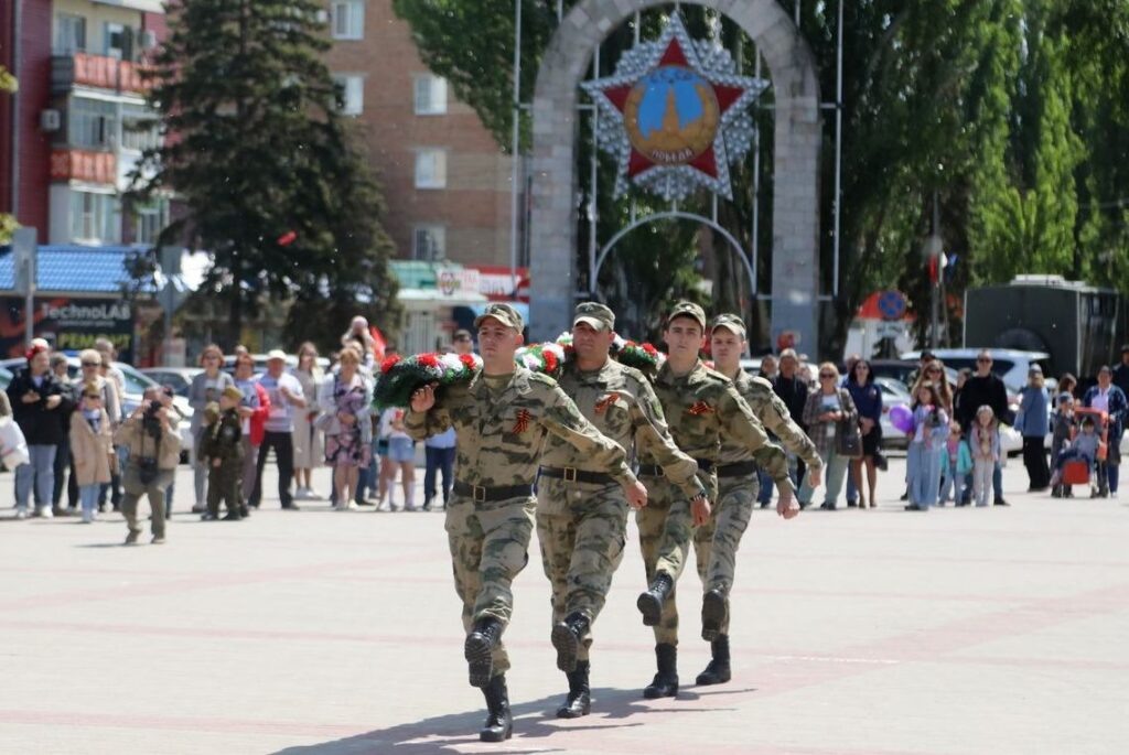    CREATOR: gd-jpeg v1.0 (using IJG JPEG v62), quality = 80 Александра Позднякова