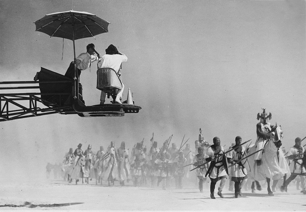 На съемках. 