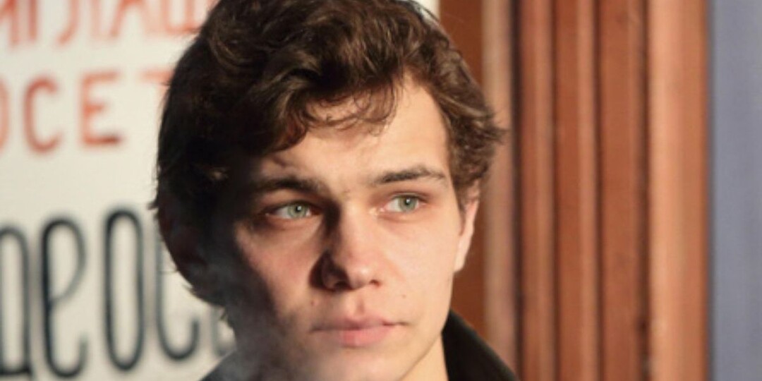 Звезда «Слова пацана» Слава Копейкин пережил одиночество, зависимость и депрессию