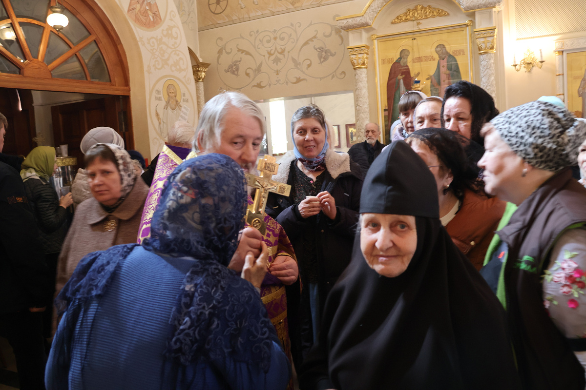 Листайте галерею