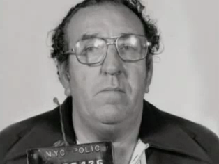 Пол Варио (10 июля 1914 – 3 мая 1988) – американский гангстер и один из главарей семьи Луккезе. Варио был капореджиме с собственной бандой в Бруклине. После показаний Генри Хилла Пол Варио был осужден в 1984 году за мошенничество и приговорен к четырем годам тюрьмы, затем в 1985 году был осужден за вымогательство и приговорен к 10 годам тюрьмы. Умер 3 мая 1988 в тюрьме