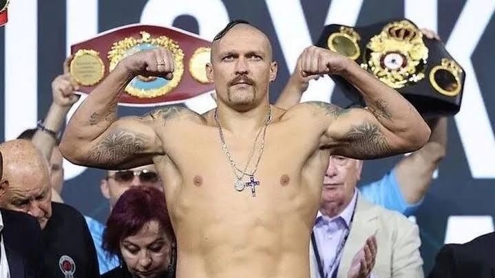 Александр Усик