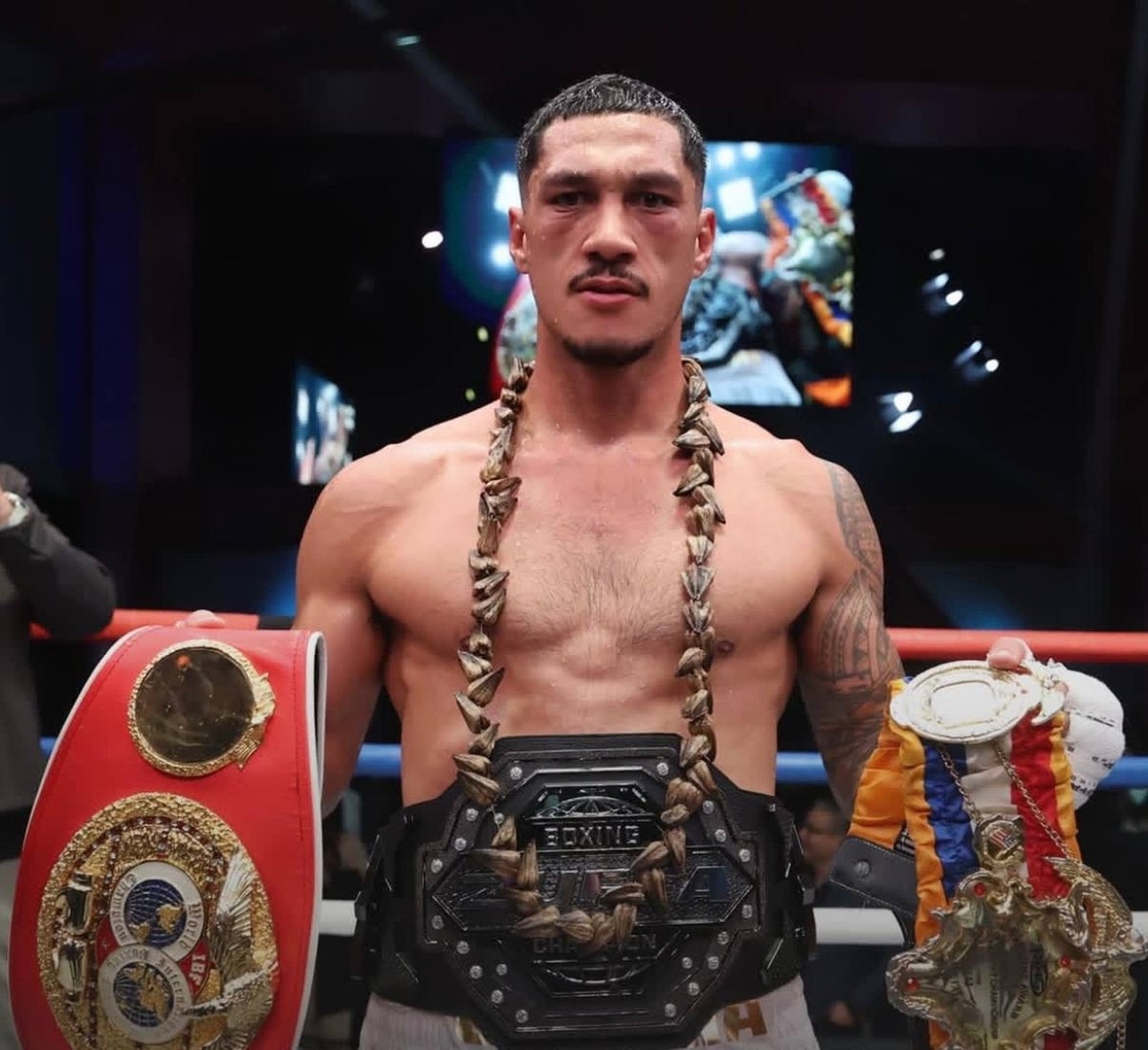 Джей Опетайя