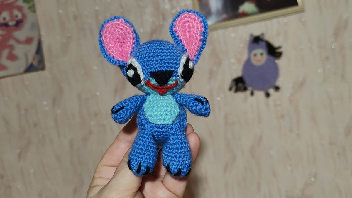 Этого инопланетного малыша я отправлю  милой девушки /был заказ/