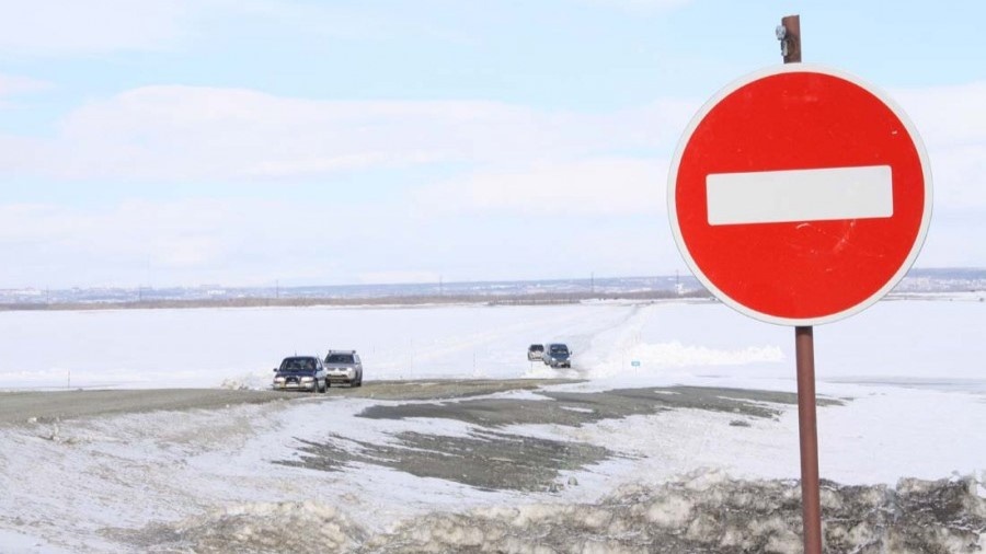    Зимники Белоярского района перекрывают для грузовиков из-за потепления
