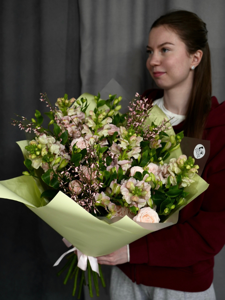 Букет от студии «Крутим букеты»