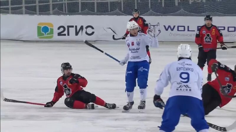 «Динамо» стало чемпионом России по хоккею с мячом