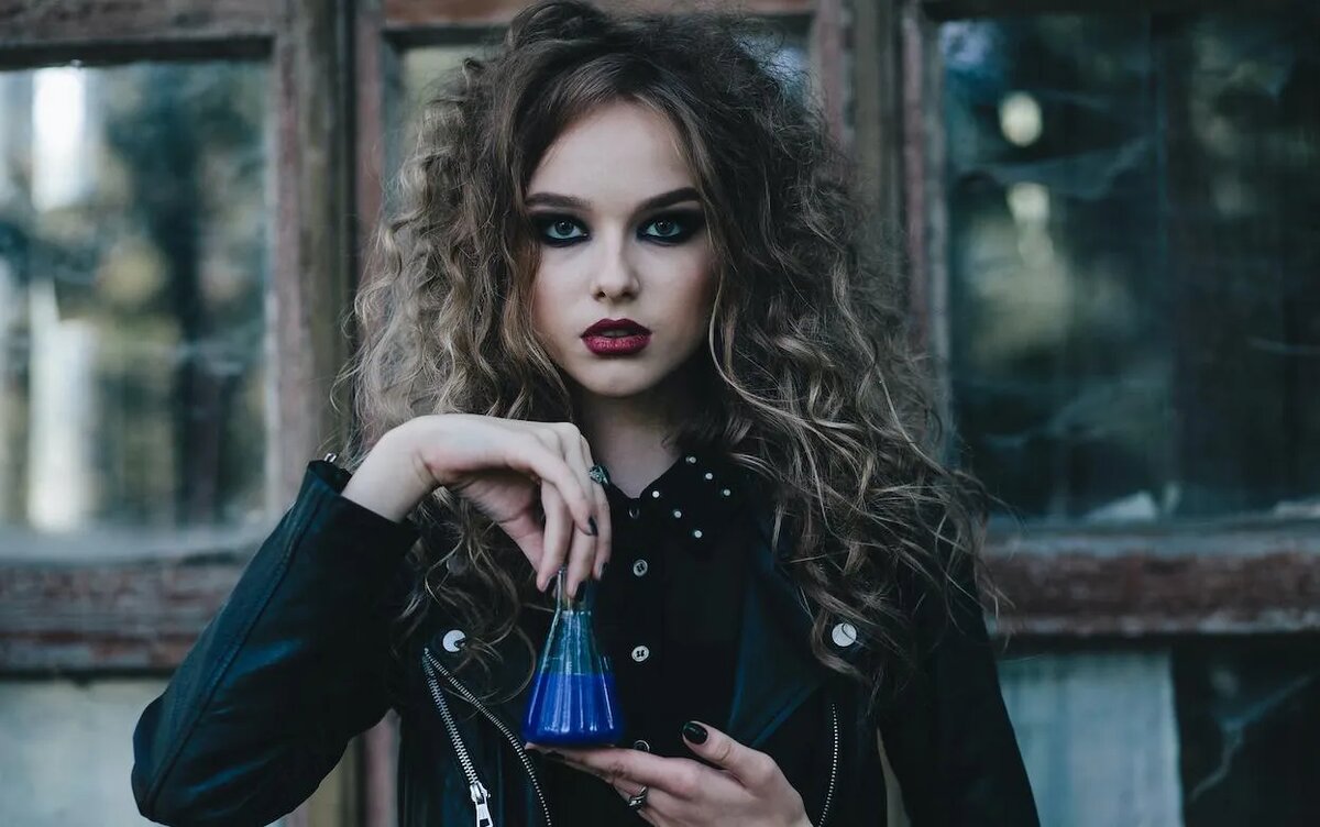    Рунический гороскоп на 22 марта: Стрельцам придется раскрыть карты, а у Козерогов откроется второе дыхание