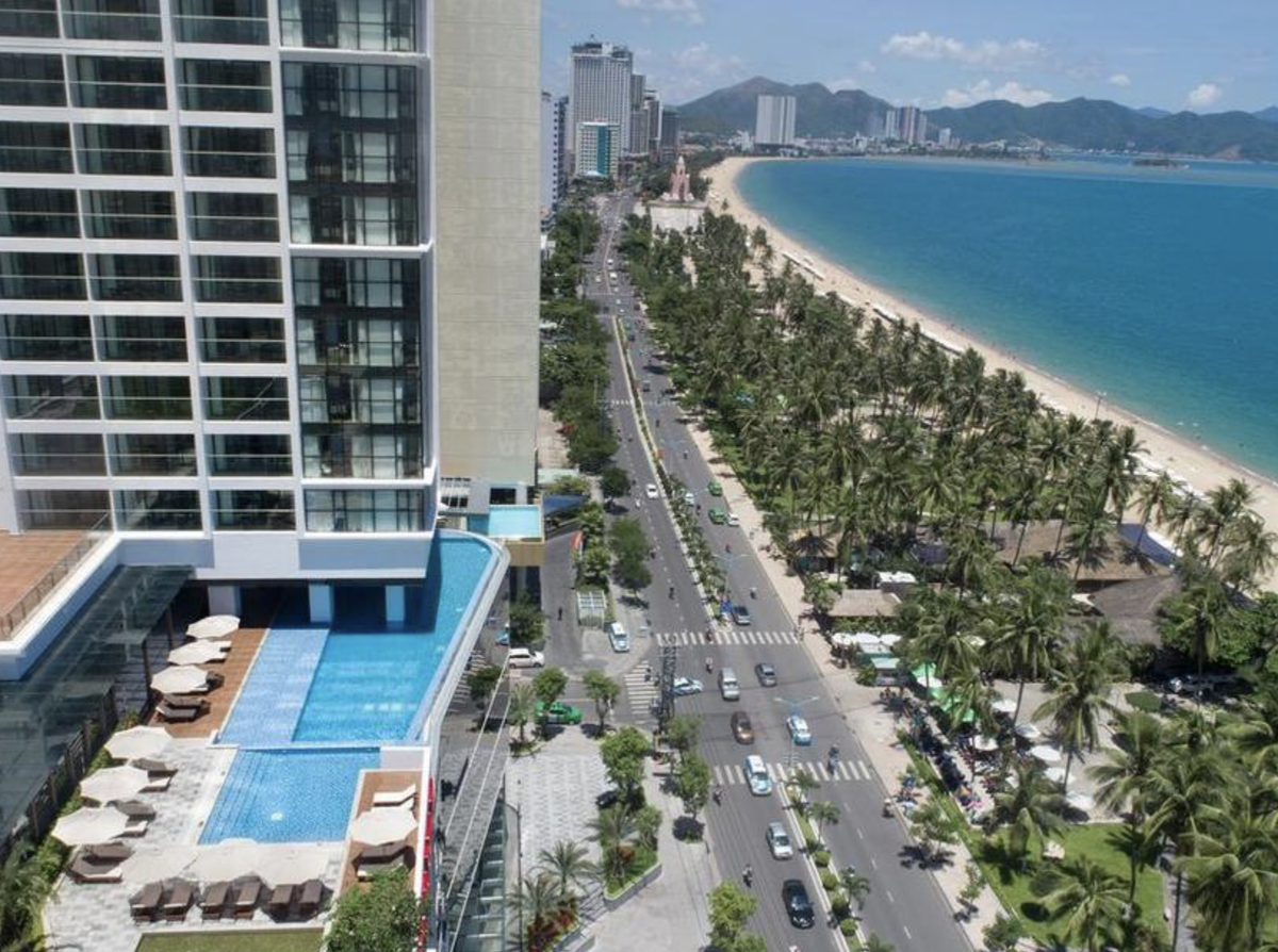 Отель Vinpearl Beachfront Nha Trang 5*, Нячанг