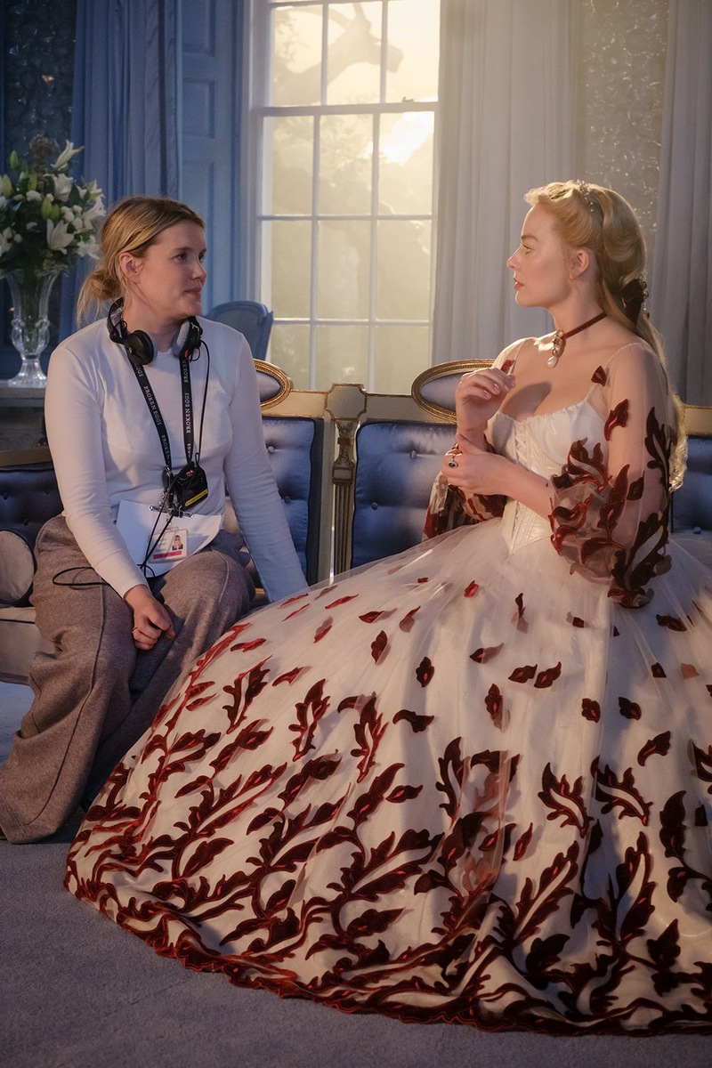 "Грозовой перевал" (реж. Эмеральд Фэннел, 2026), фото за кадром. 