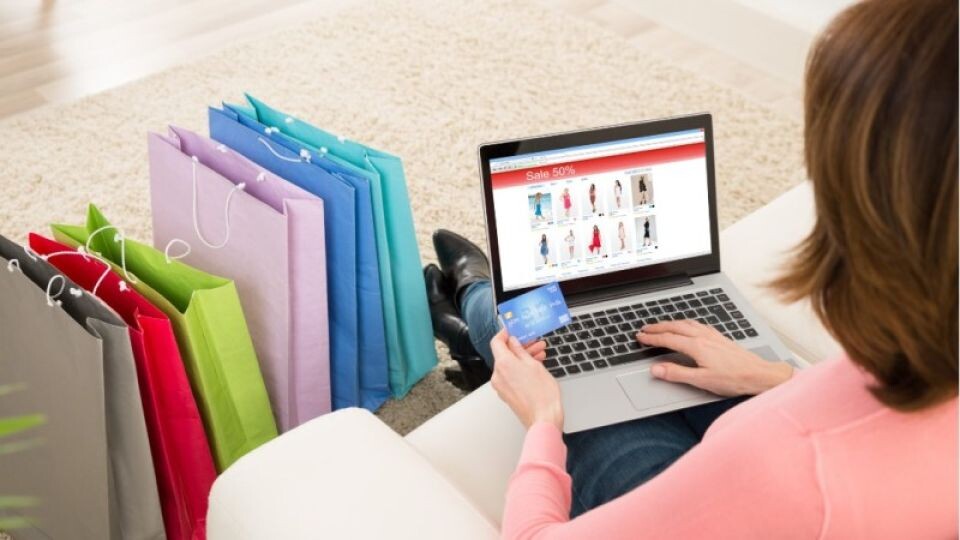    Онлайн-покупки. Шопинг. Источник: Ольга Смирнова