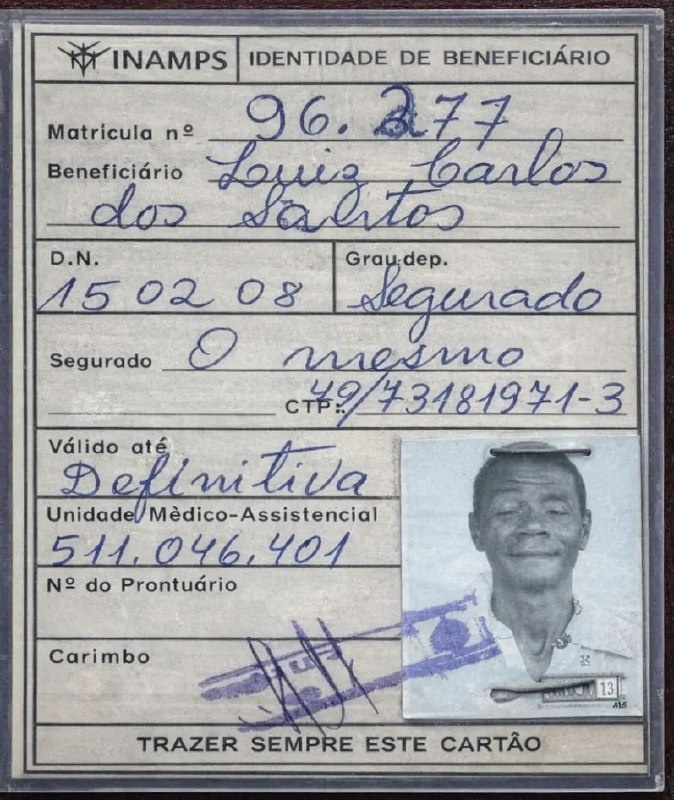      Самый старый человек на планете нашелся в Бразилии: в свои 118 лет он еще курит и пьет кофе
