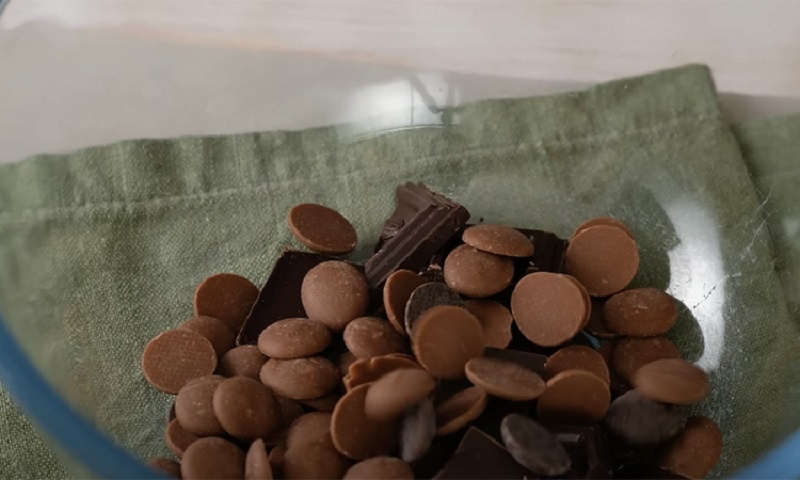 Как сделать домашнее шоколадное мороженое без сахара и сгущёнки: насыщенный вкус, который приятно удивляет