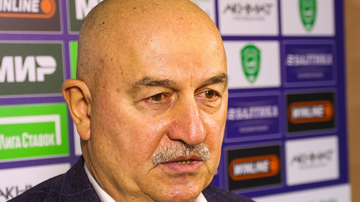    Главный тренер "Ахмата" Станислав Черчесов. Фото: пресс-служба ФК "Ахмат"