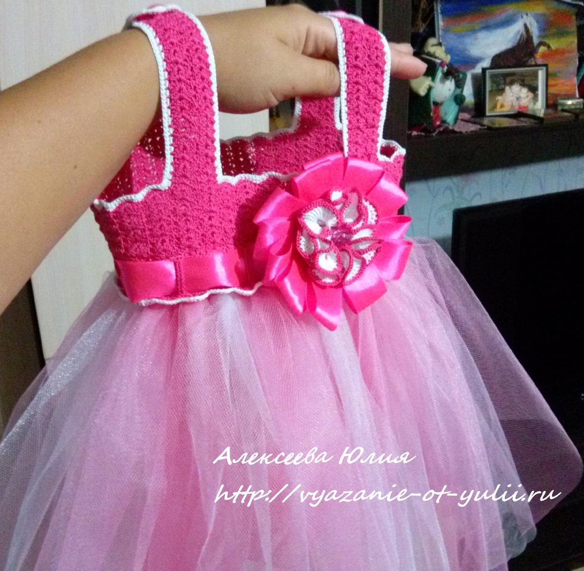 Сарафан для девочки крючком. Личное фото