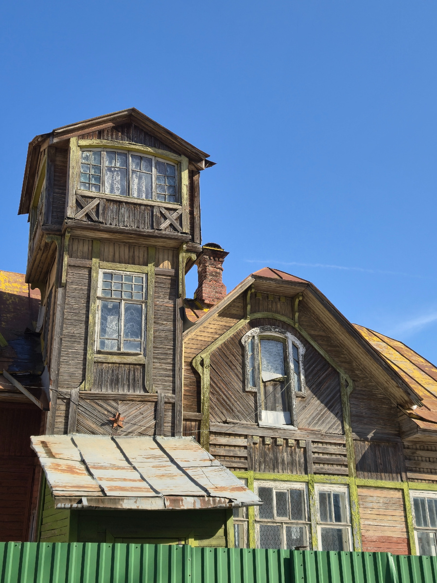 Башенка дома врача Н.А. Жардецкого в Кимрах