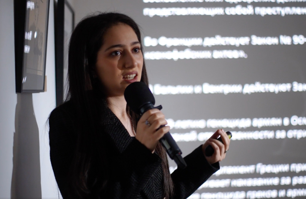    Одним из самых ярких стало выступление студентки РАНХиГС Арпине Талоян. Фото: Ереван Первый!