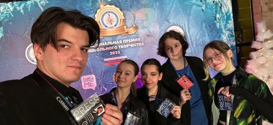    Владислав Татаринов — медиапедагог, руководитель «Пресс-центра»ГБОУ Школа №1468, в интервью для сайта Школы журналистики имени Владимира Мезенцева при Центральном доме журналиста рассказал о своих учениках, школьных медиапроектах и том, как одно удачное съёмочное задание может изменить отношение ребёнка к профессии. Анастасия Кириллова