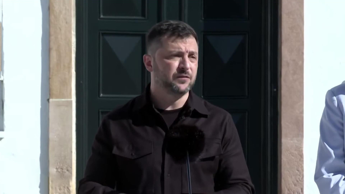    Зеленский признал, что пока что "коалиция желающих" выглядит "теоретической"