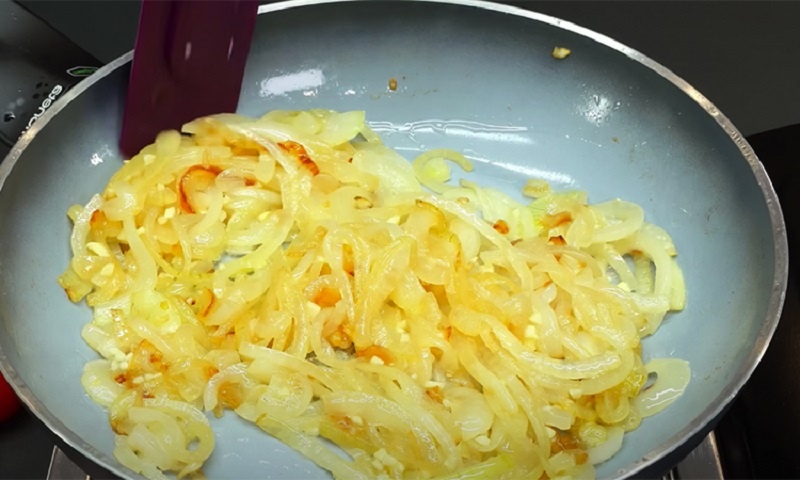 Мясной рулет по-испански: бюджетная свинина становится ресторанным шедевром