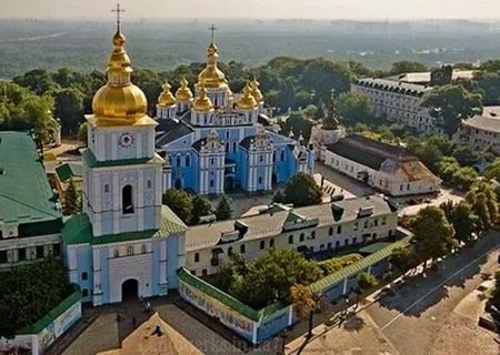    Члены УПЦ КП, не похоронив Филарета, уже избрали нового главу. Конкуренты из ПЦУ хотели присвоить тело «патриарха»