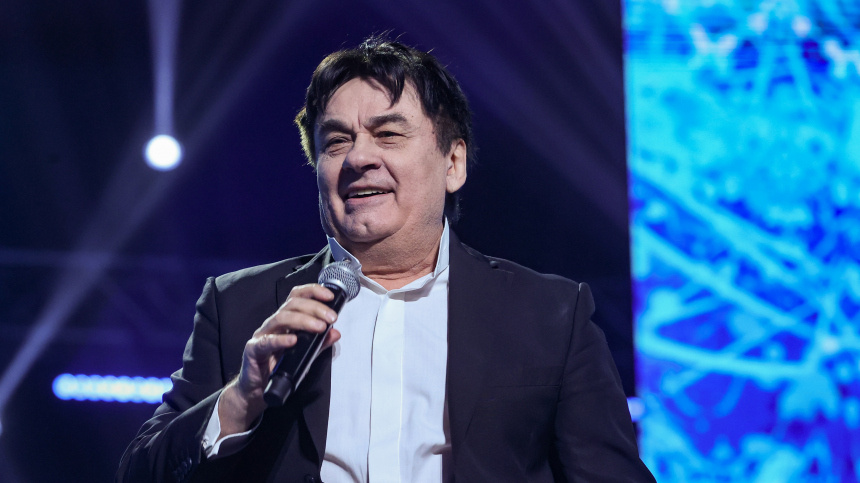 Концерт Александра Серова в Москве 14 апреля 2026 года.